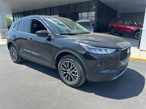 AGATE BLACK METALLIC 2025 Ford Escape PHEV SE