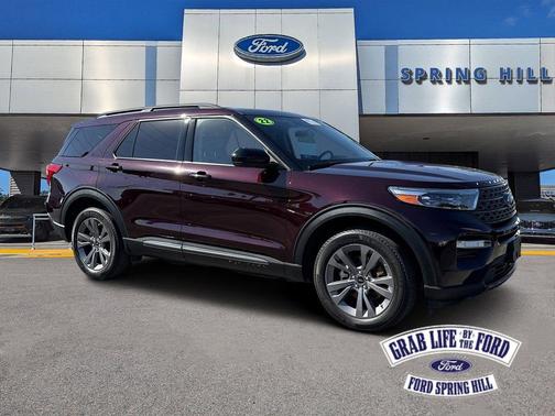 JEWEL RED MET TINTED CC 2022 Ford Explorer XLT