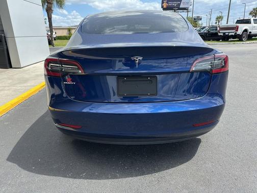 Deep Blue Metallic 2021 Tesla Model 3 Standard Range Plus
