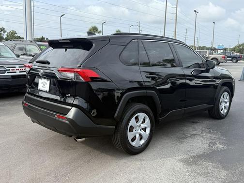 Midnight Black Metallic 2019 Toyota RAV4 LE