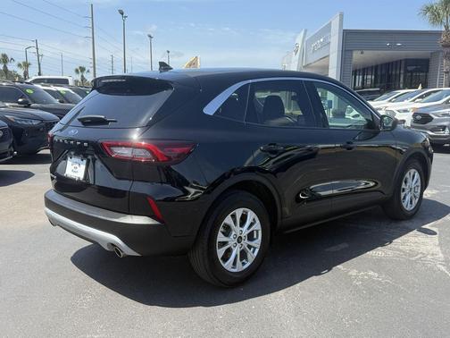 AGATE BLACK METALLIC 2024 Ford Escape Active