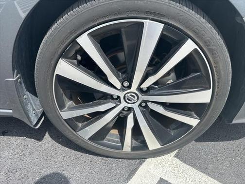 2021 Nissan Altima SR FWD