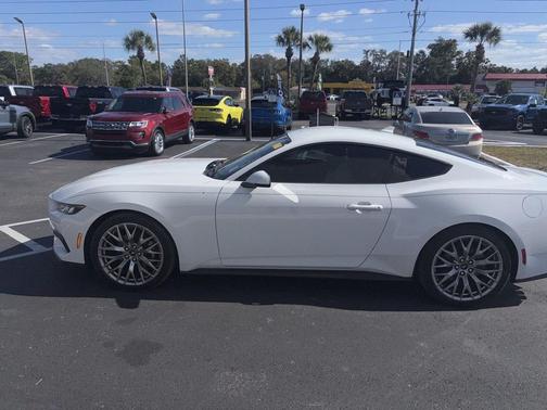 2024 Ford Mustang EcoBoost Premium