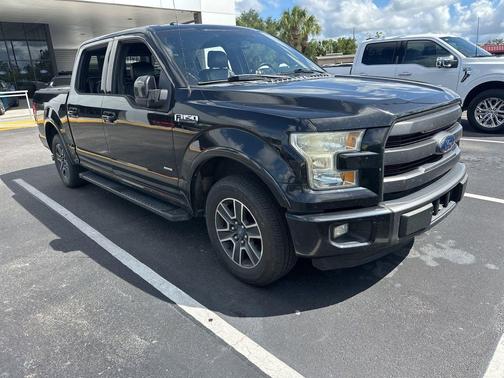 TUXEDO BLACK METALLIC 2015 Ford F-150 Lariat