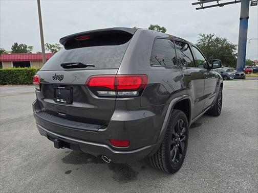 2021 Jeep Grand Cherokee Laredo