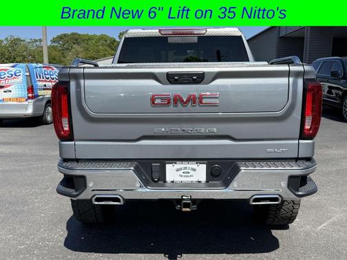 Sterling Metallic 2024 GMC Sierra 1500 SLT