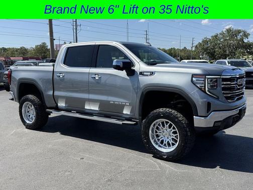 Sterling Metallic 2024 GMC Sierra 1500 SLT