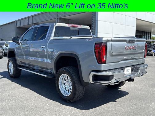 Sterling Metallic 2024 GMC Sierra 1500 SLT