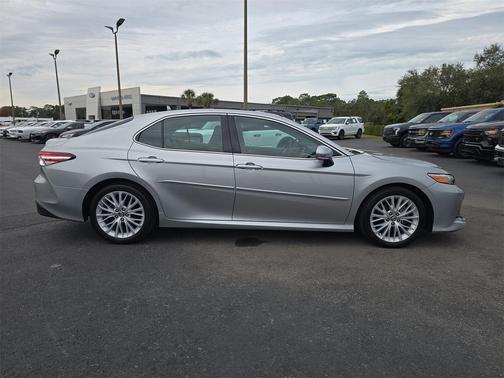 2018 Toyota Camry XLE