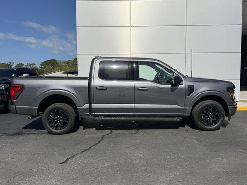 CARBONIZED GRAY METALLIC 2026 Ford F-150 XLT