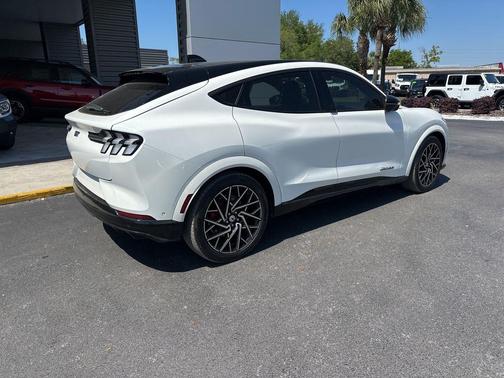STAR WHITE MET TRI-COAT 2023 Ford Mustang Mach-E GT