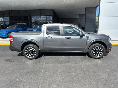 2023 Ford Maverick Lariat
