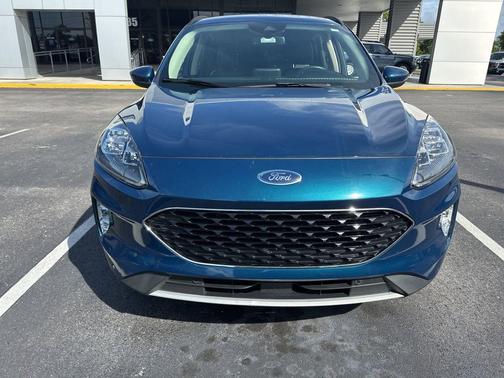 DARK PERSIAN GREEN METALLIC 2020 Ford Escape Titanium