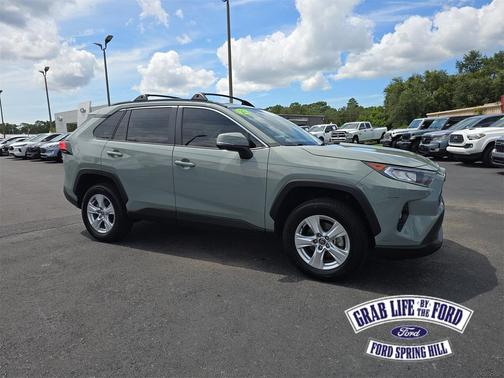 2021 Toyota RAV4 XLE