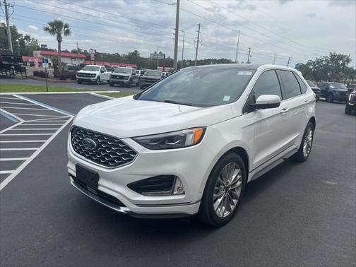2022 Ford Edge Titanium