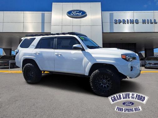 2022 Toyota 4Runner TRD Off Road