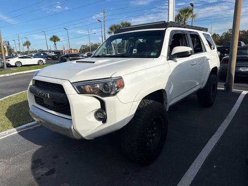2022 Toyota 4Runner TRD Off Road