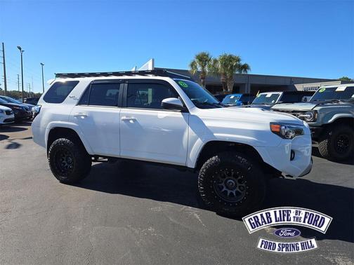 2022 Toyota 4Runner TRD Off Road