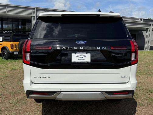 STAR WHITE MET TRI-COAT 2025 Ford Expedition Max Platinum