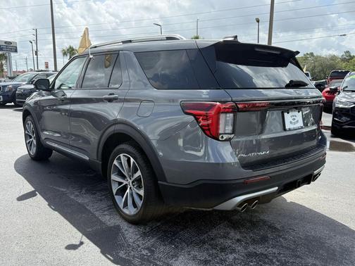 CARBONIZED GRAY METALLIC 2025 Ford Explorer Platinum
