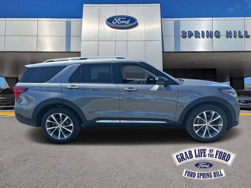 CARBONIZED GRAY METALLIC 2025 Ford Explorer Platinum