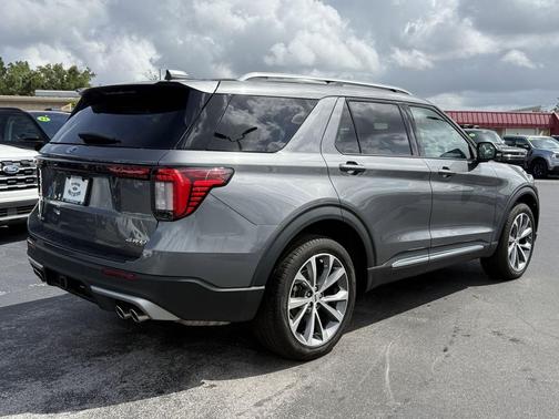 CARBONIZED GRAY METALLIC 2025 Ford Explorer Platinum