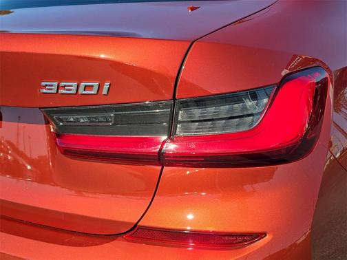 2021 BMW 330 xDrive