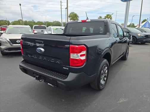 2023 Ford Maverick XLT