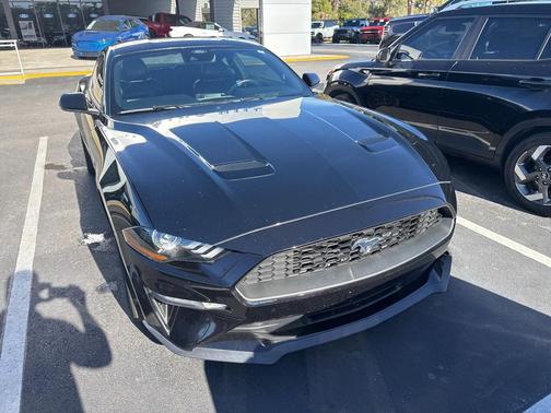 2020 Ford Mustang EcoBoost Premium
