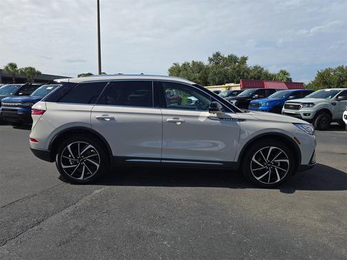 2023 Lincoln Corsair Reserve