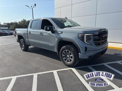 2024 GMC Sierra 1500 AT4