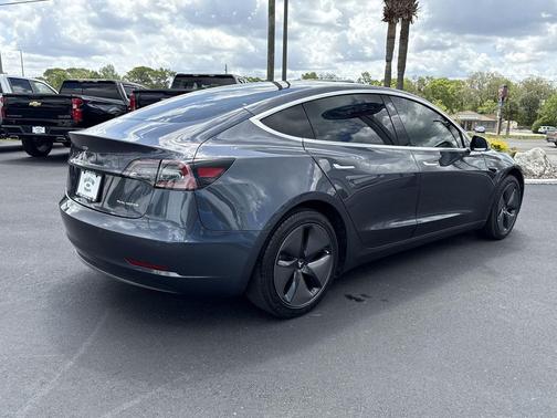 Midnight Silver Metallic 2020 Tesla Model 3 Long Range