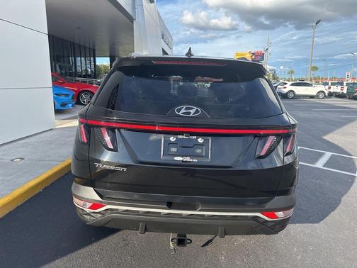 2023 Hyundai TUCSON SEL