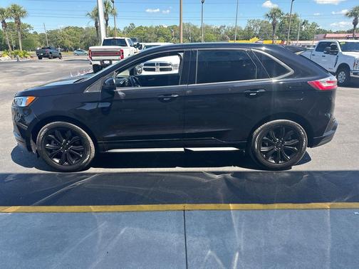 AGATE BLACK METALLIC 2023 Ford Edge SE
