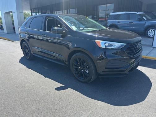 AGATE BLACK METALLIC 2023 Ford Edge SE