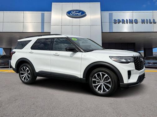 STAR WHITE MET TRI-COAT 2025 Ford Explorer ST-Line
