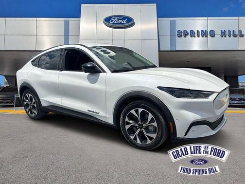 STAR WHITE MET TRI-COAT 2024 Ford Mustang Mach-E Select