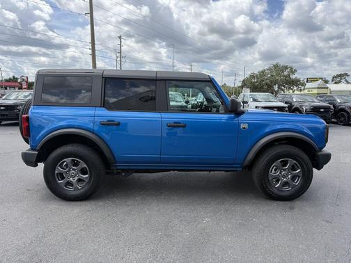 VELOCITY BLUE METALLIC 2025 Ford Bronco Big Bend