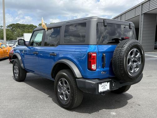 VELOCITY BLUE METALLIC 2025 Ford Bronco Big Bend