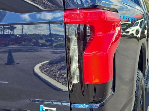 2025 Ford F-150 Lightning XLT