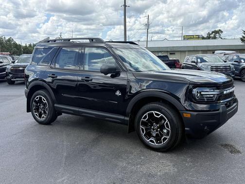 SHADOW BLACK 2026 Ford Bronco Sport Outer Banks