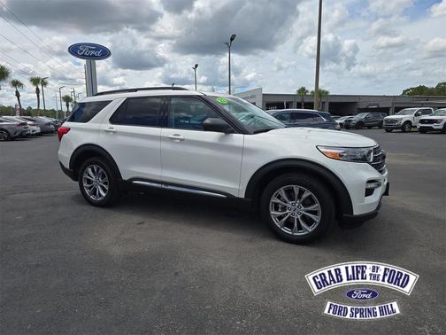 2022 Ford Explorer XLT