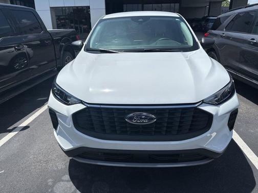OXFORD WHITE 2023 Ford Escape Active