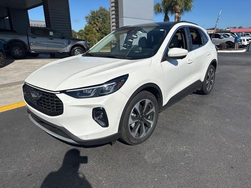 2023 Ford Escape Platinum