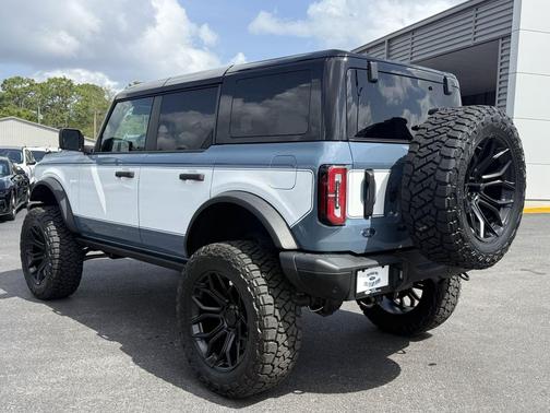 AZURE GRAY MET TRI-COAT 2025 Ford Bronco Badlands