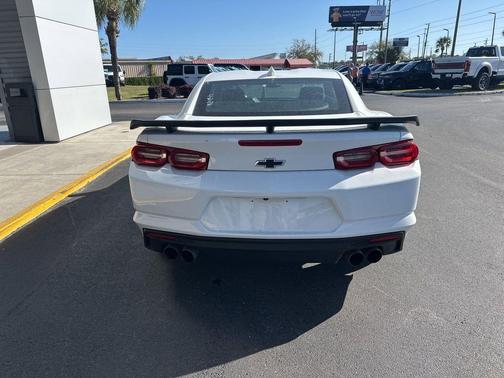 Summit White 2023 Chevrolet Camaro RWD Coupe LT1