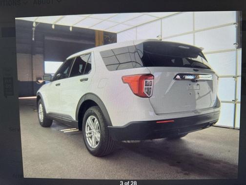 2023 Ford Explorer Base