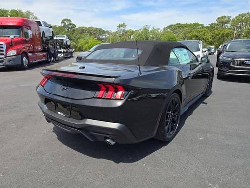 2025 Ford Mustang EcoBoost Premium