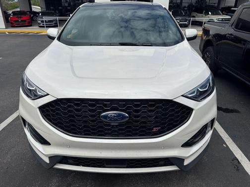 WHITE PLATINUM MET TRI-COAT 2019 Ford Edge ST