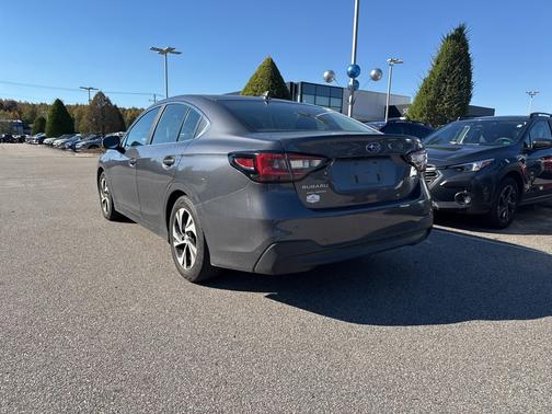 2022 Subaru Legacy Premium